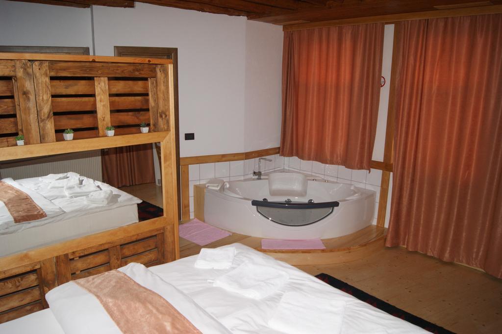 Hotel Prizreni Quarto foto